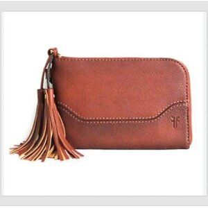 Frye Paige Tassel Cognac Leather Wristlet Clutch Wallet Gold Hardware Zip Bag